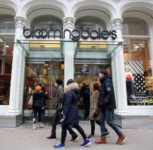 Bloomingdale's Filiale Macy's NY - shutterstock 242183203